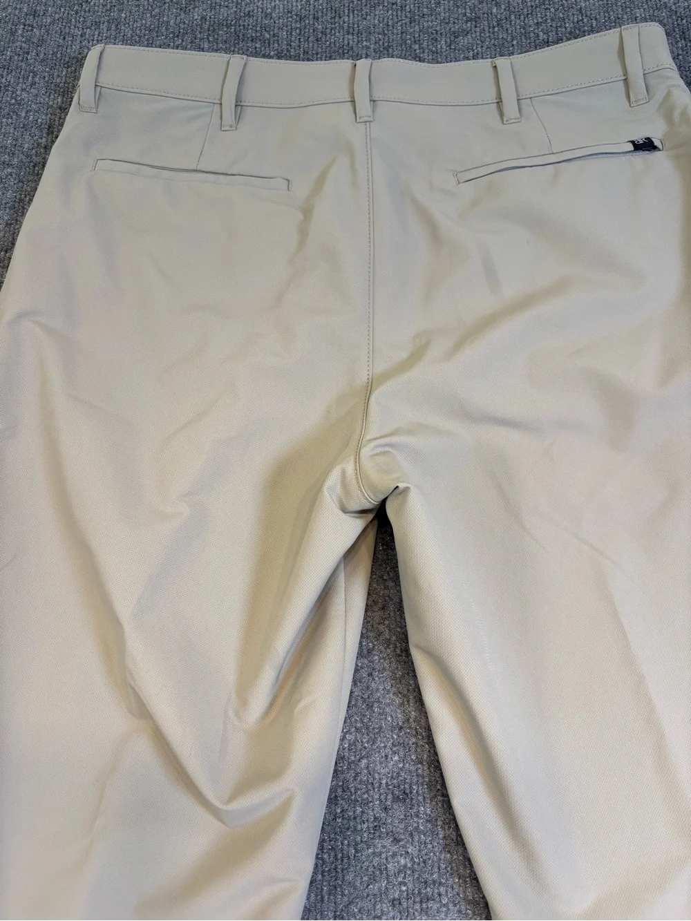 Banana Republic Men's Performance Commuter Pants 34x29 Beige Stretch EUC